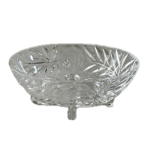 Vintage American Cut Leaf Pattern Footed Hungarian Glass Crystal Trinket Dish - Picture 1 of 6